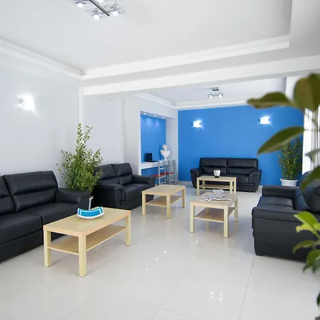 Hera Zakynthos מלון 2*