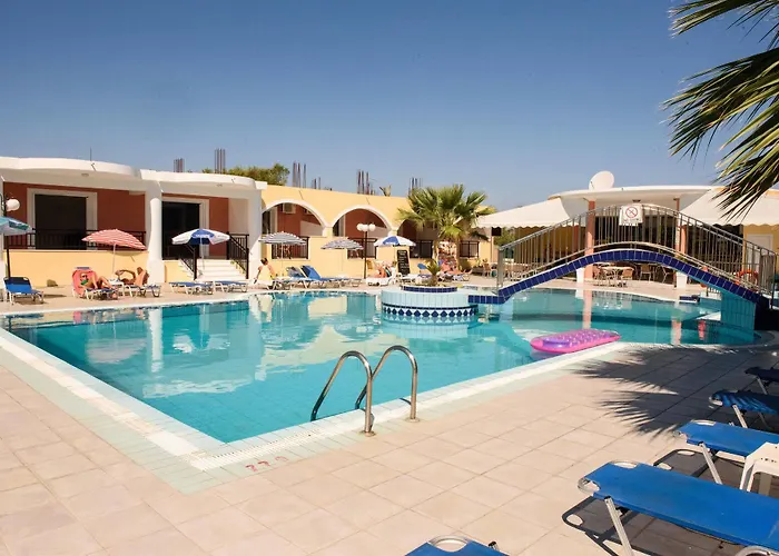 Hera Zakynthos 2* Лаганас