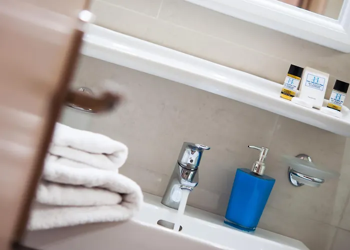 Hera Zakynthos Лаганас